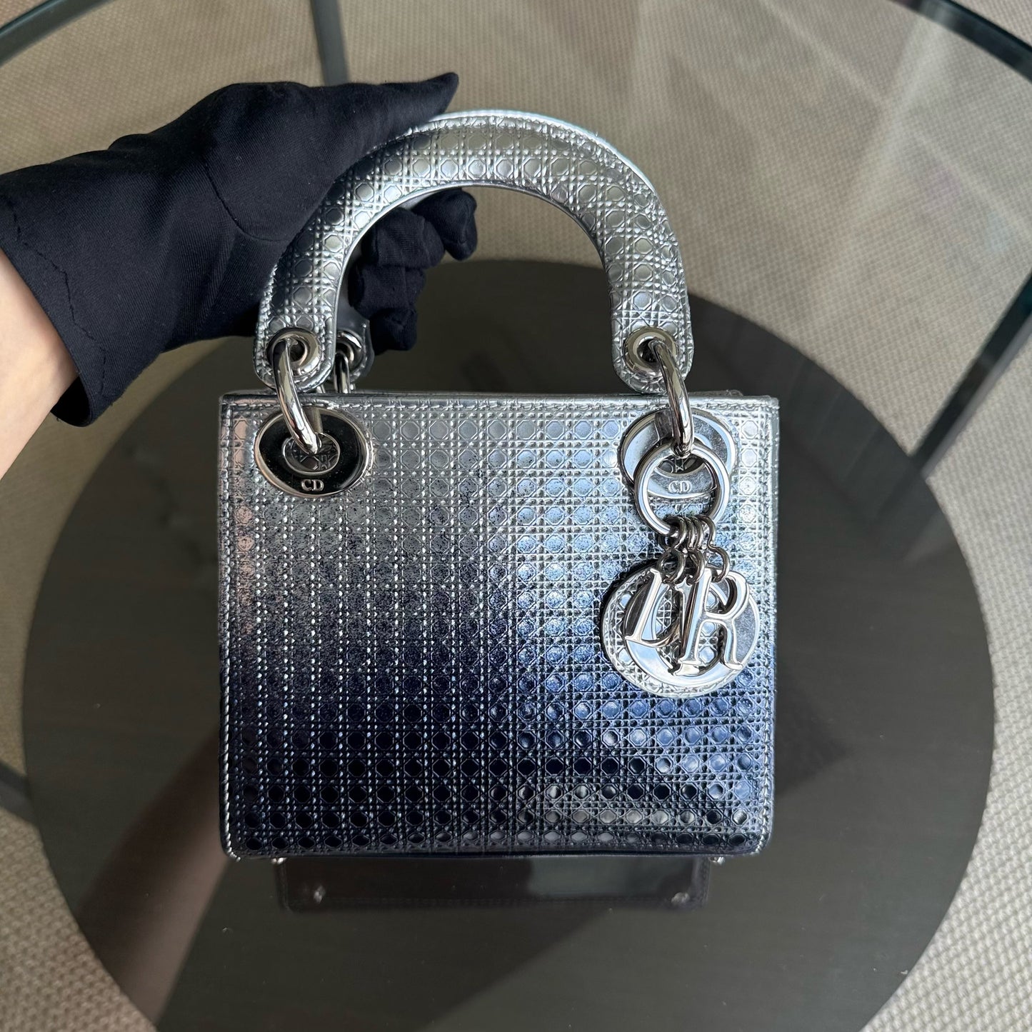 Kovancy Lady Mini - Micro Cannage Métallique Bicolore Argent Bleu Foncé Quincaillerie Argentée