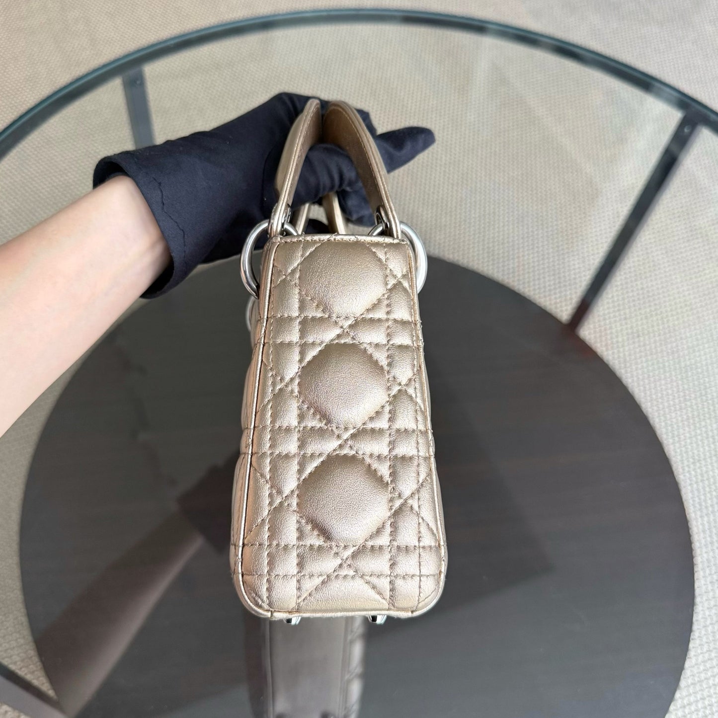 Kovancy Lady Mini - Sangle chaîne en cuir d'agneau Cannage avec quincaillerie dorée et argentée