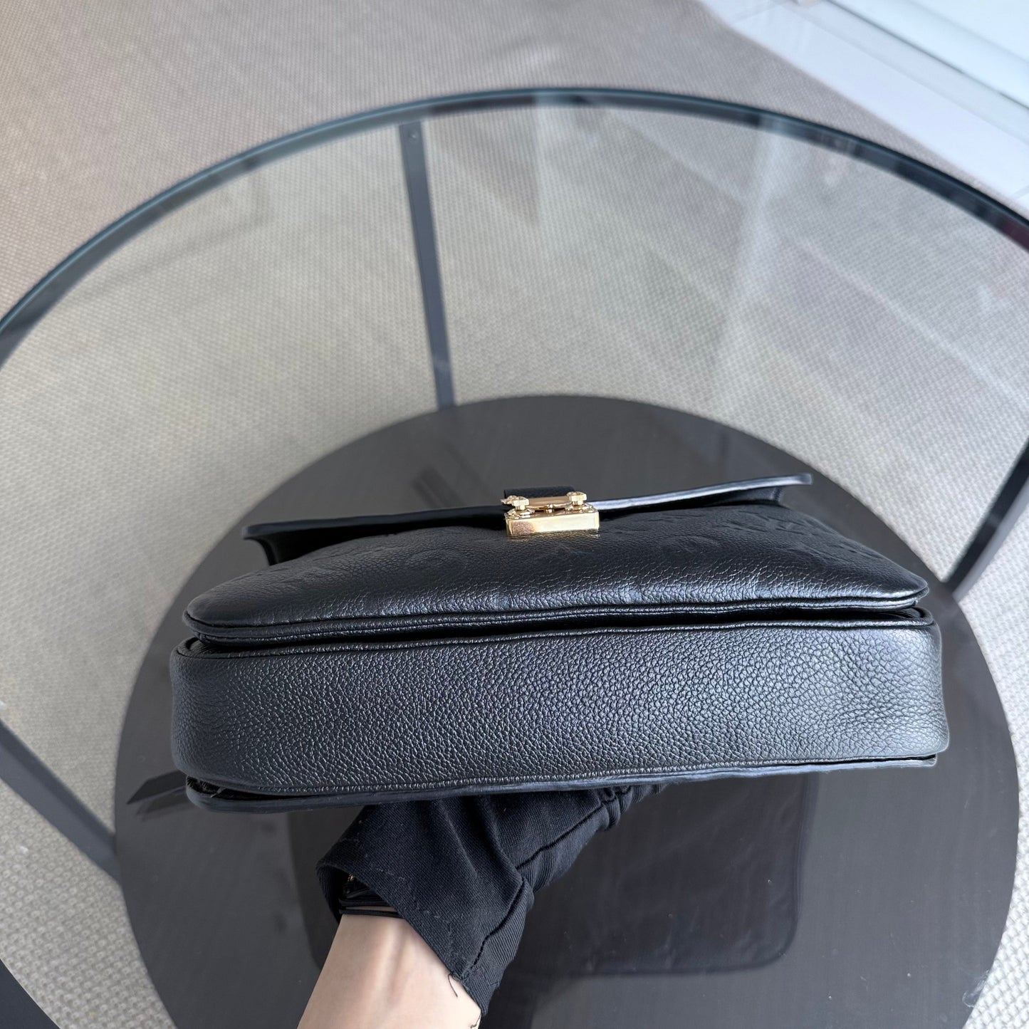 Kovancy Pochette Metis - Monogram Empreinte Cuir Noir Noir Or Quincaillerie