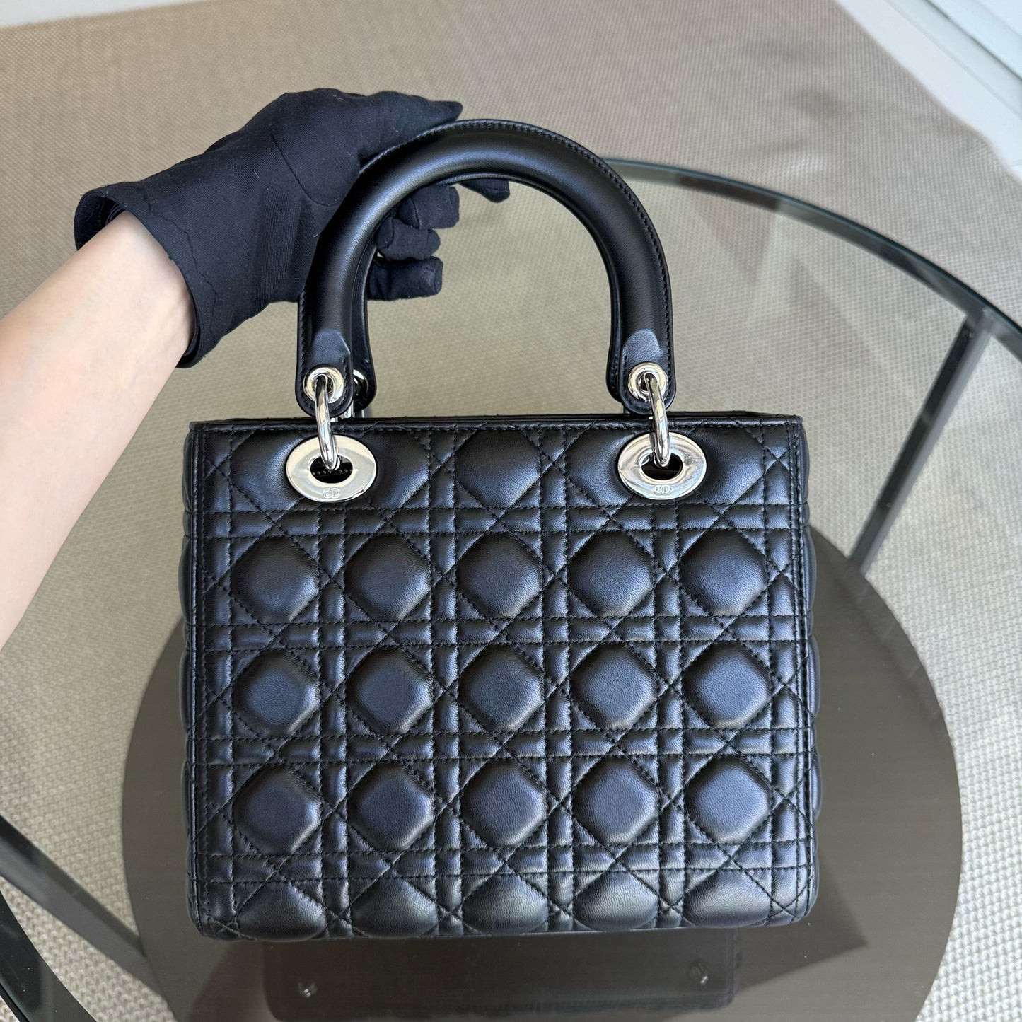 Kovancy Lady Moyen - Cuir d'agneau Cannage noir et matériel argenté
