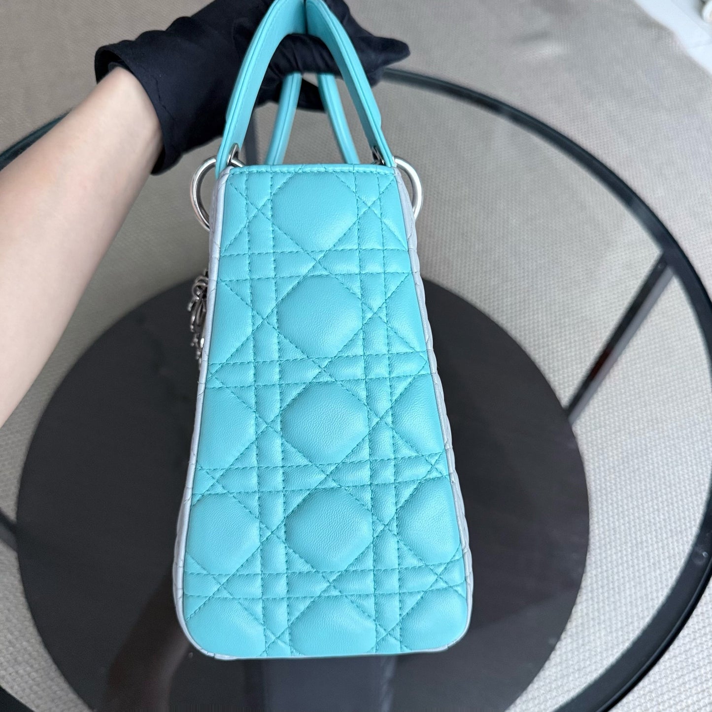 Kovancy Lady Moyen - Cuir d'agneau Cannage bicolore cyan gris gris matériel argenté