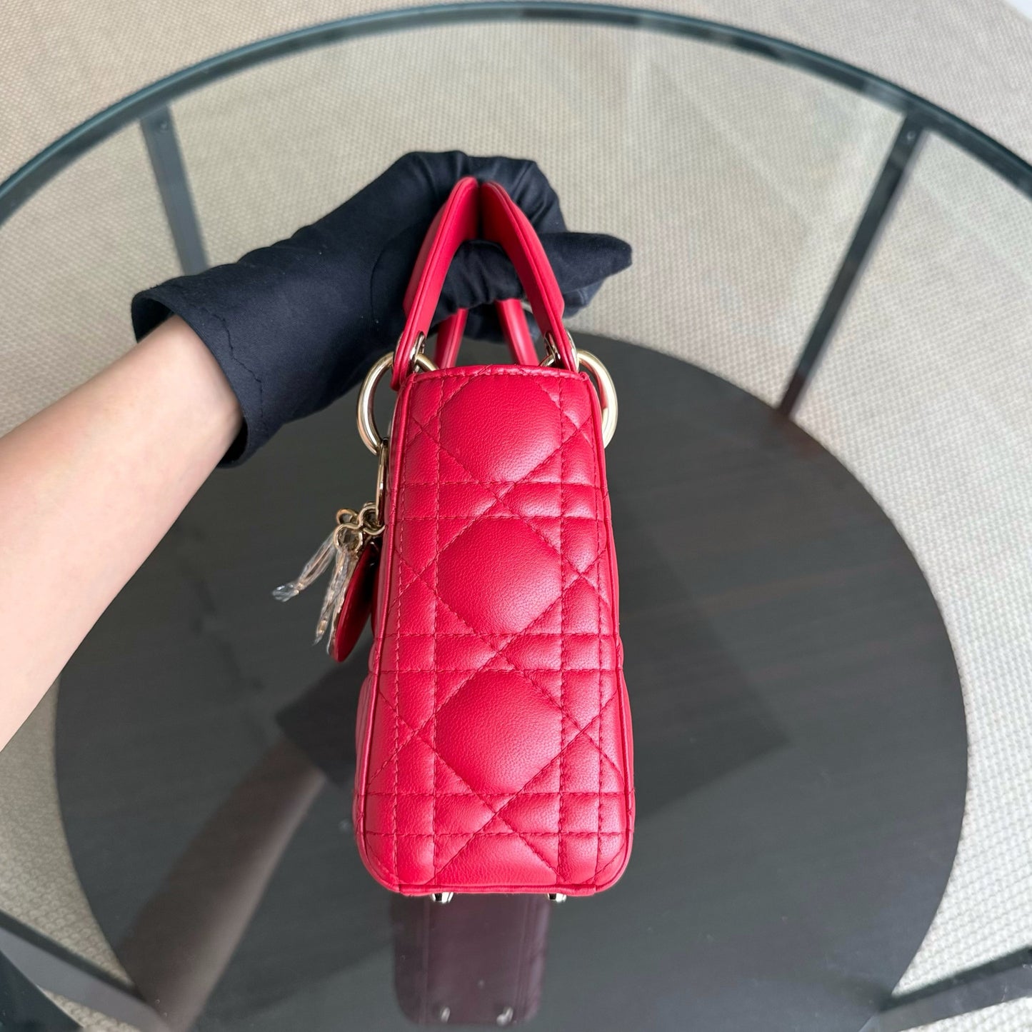 Kovancy Lady Mini - Bandoulière réglable en cuir d'agneau Cannage rouge et matériel doré