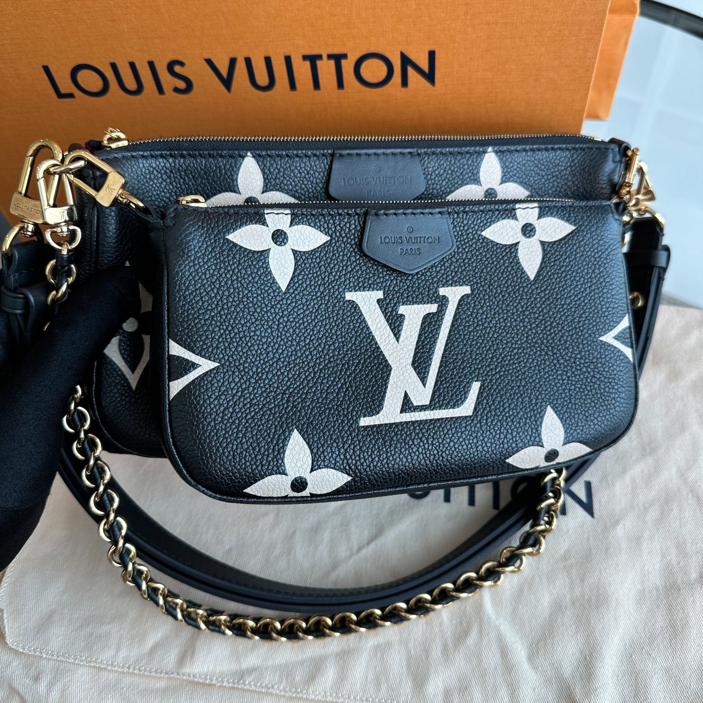 Kovancy Multi Pochette Monogram Empriente Cuir Noir