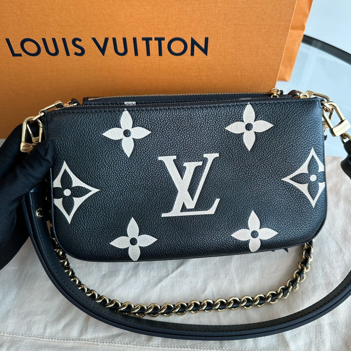 Kovancy Multi Pochette Monogram Empriente Cuir Noir