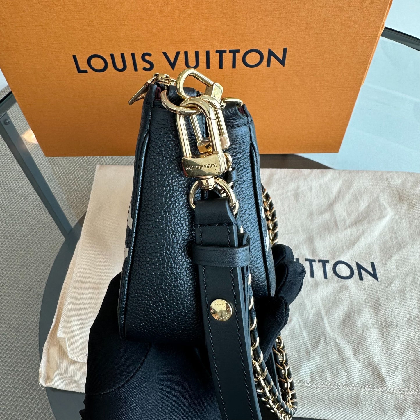 Kovancy Multi Pochette Monogram Empriente Cuir Noir