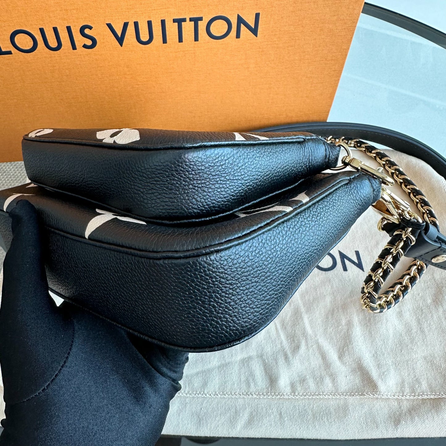 Kovancy Multi Pochette Monogram Empriente Cuir Noir