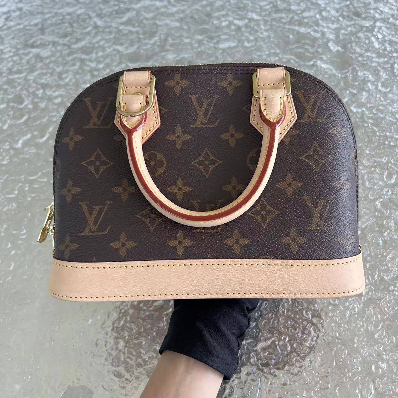 Kovancy Alma BB Monogram Canvas Leather 23CM