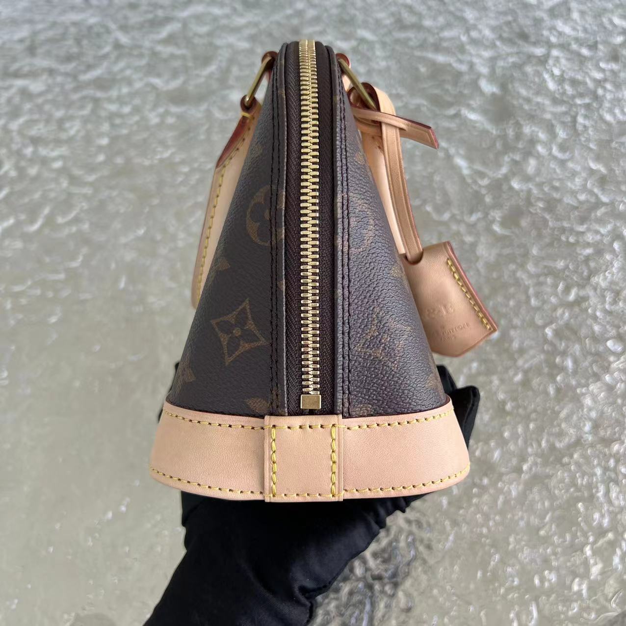 Kovancy Alma BB Monogram Canvas Leather 23CM