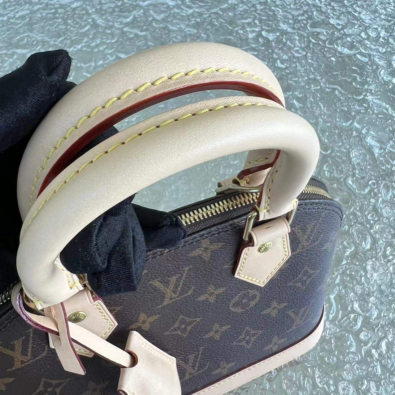 Kovancy Alma BB Monogram Canvas Leather 23CM