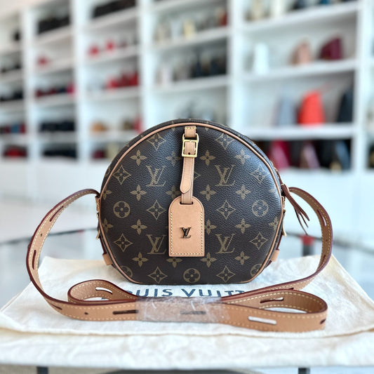 Kovancy Boîte Chapeau Souple MM Monogram Canvas Bag