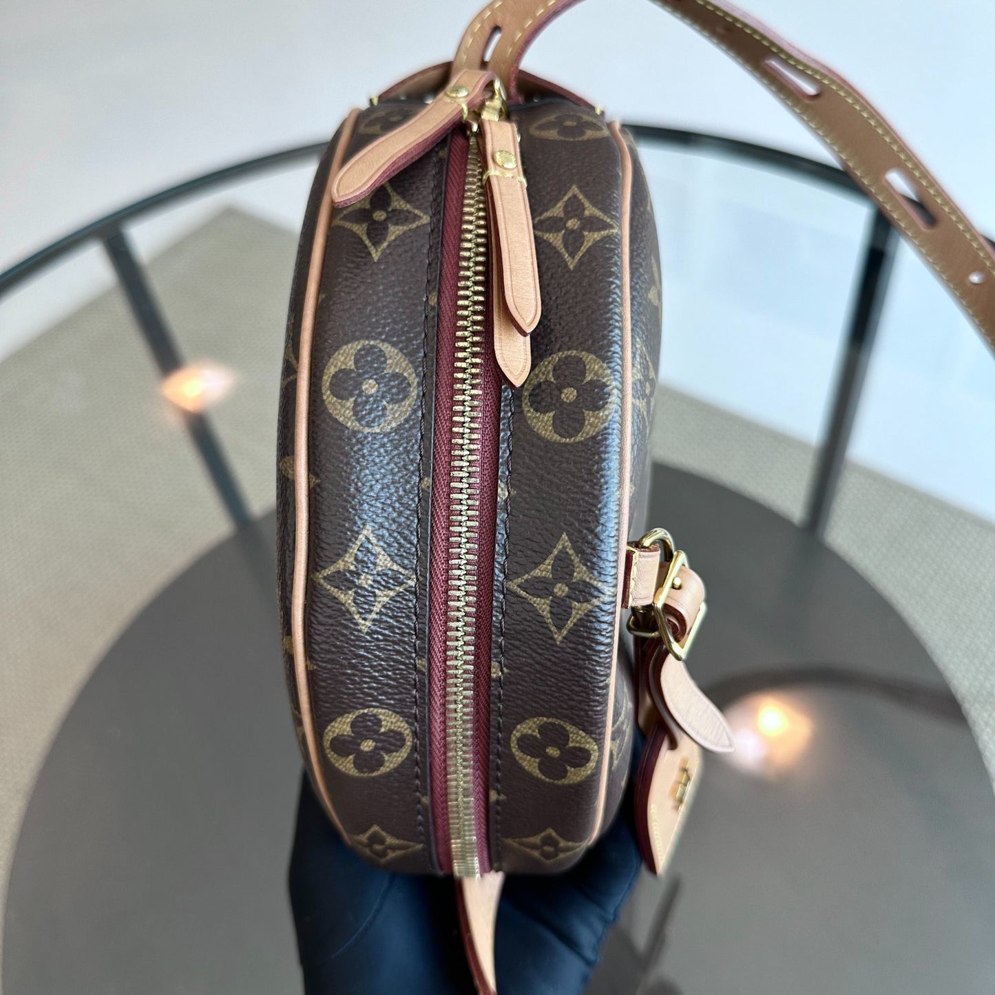 Kovancy Boîte Chapeau Souple MM Monogram Canvas Bag