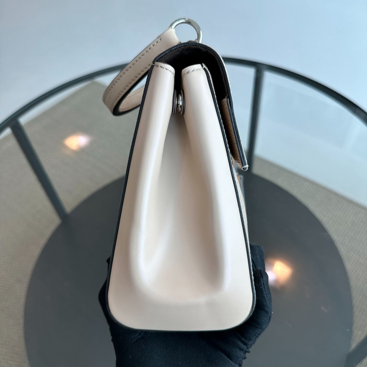 LVT Cluny MM shoulder bag in beige EPI leather