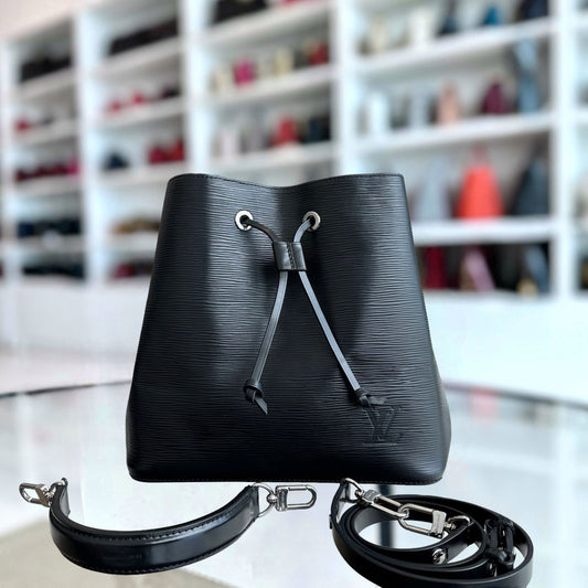 Kovancy Sac seau Neo Noe MM en cuir EPI Noir SHW