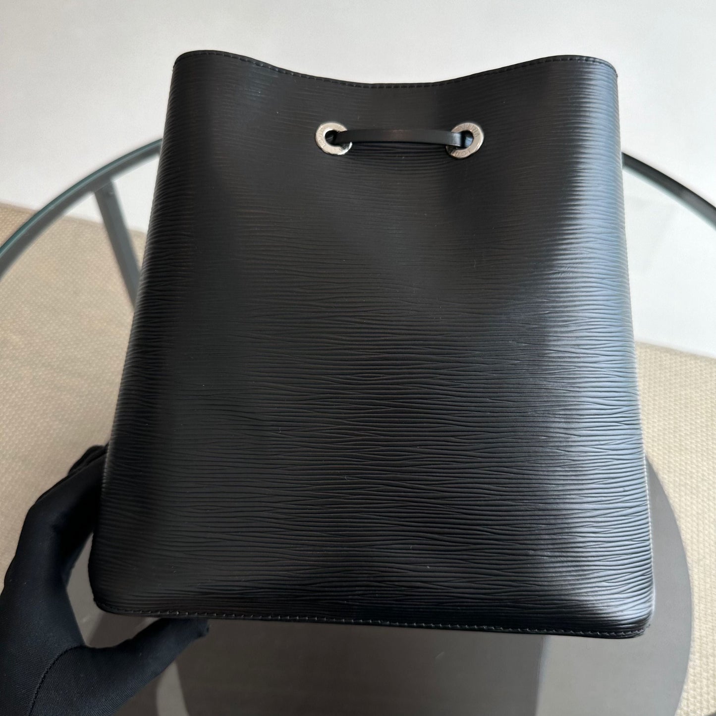 LVT Neo Noe MM Bucket Bag in Black EPI Leather SHW