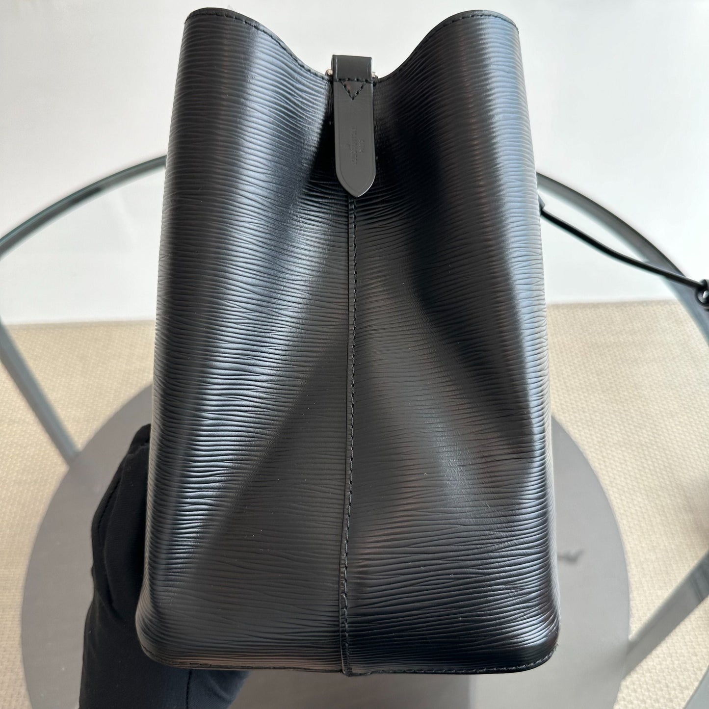 LVT Neo Noe MM Bucket Bag in Black EPI Leather SHW