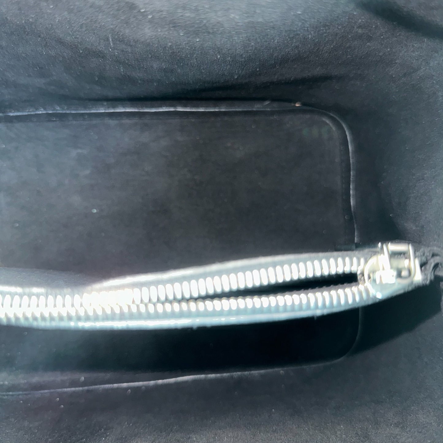 LVT Neo Noe MM Bucket Bag in Black EPI Leather SHW