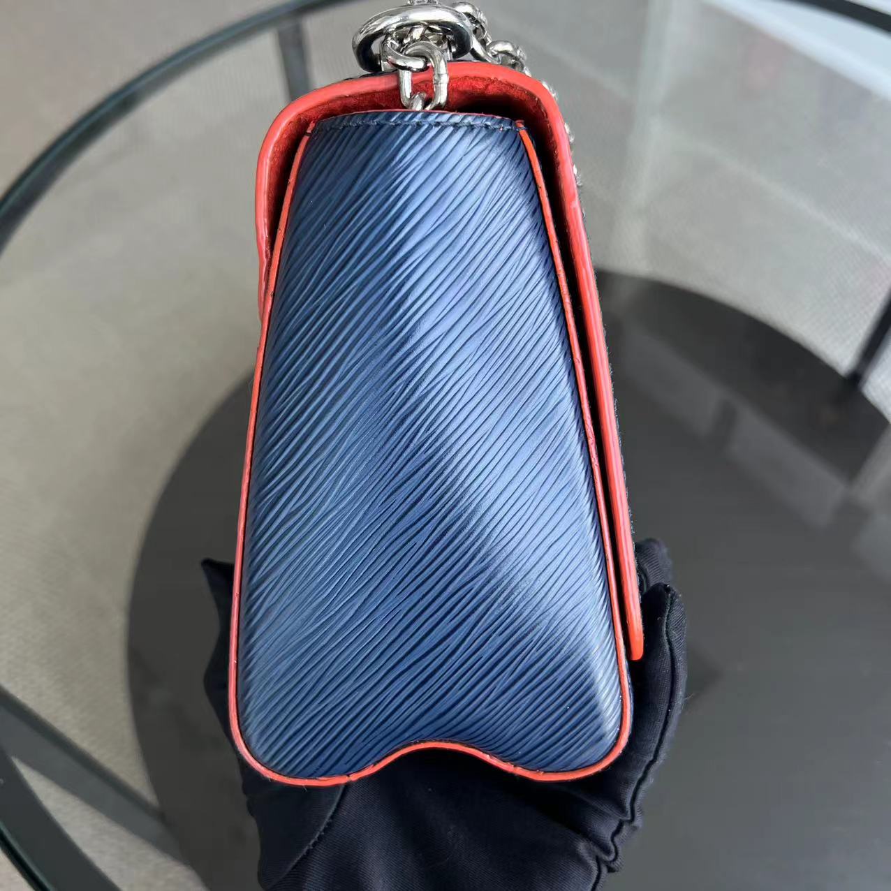 LVT Twist EPI Leather Blue MM Silver Hardware