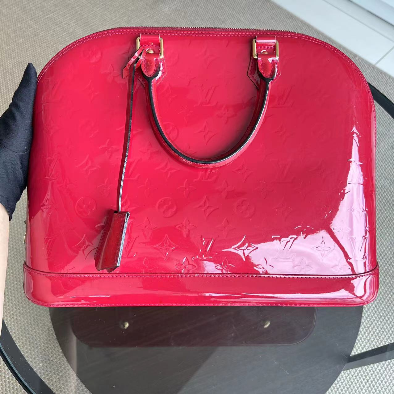 Kovancy Alma MM Vernis Cuir Verni Rouge Quincaillerie Dorée