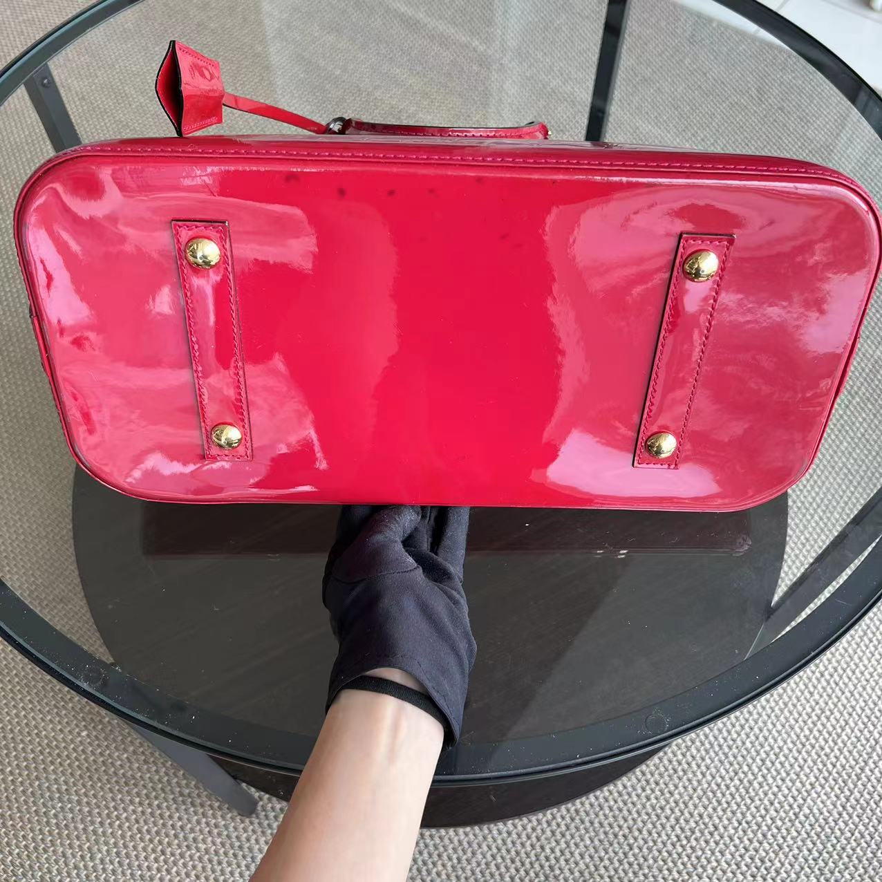 Kovancy Alma MM Vernis Cuir Verni Rouge Quincaillerie Dorée