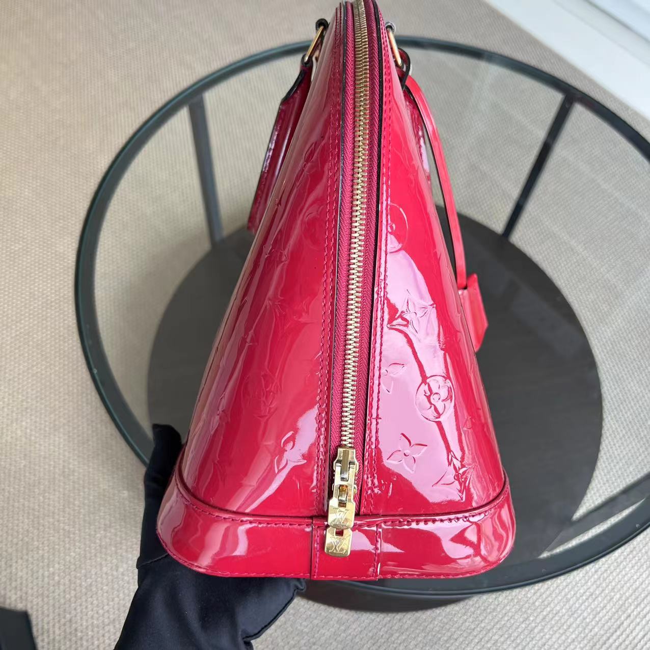 Kovancy Alma MM Vernis Cuir Verni Rouge Quincaillerie Dorée