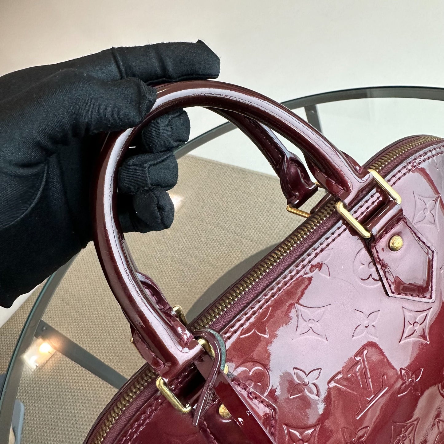 Kovancy Alma PM Vernis Cuir Verni Prune GHW