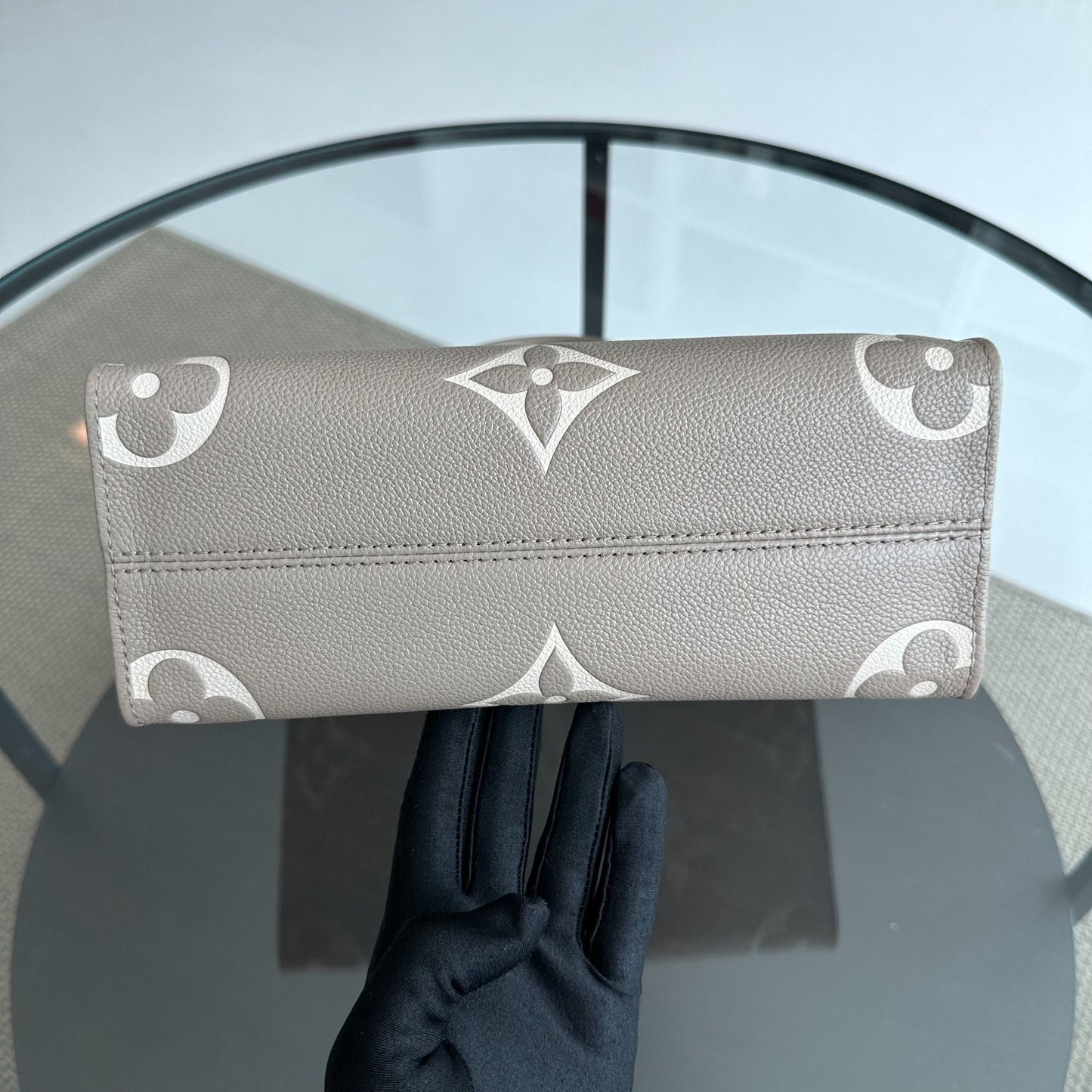 KovancySac bandoulière OnTheGo PM On The Go Empreinte Gris