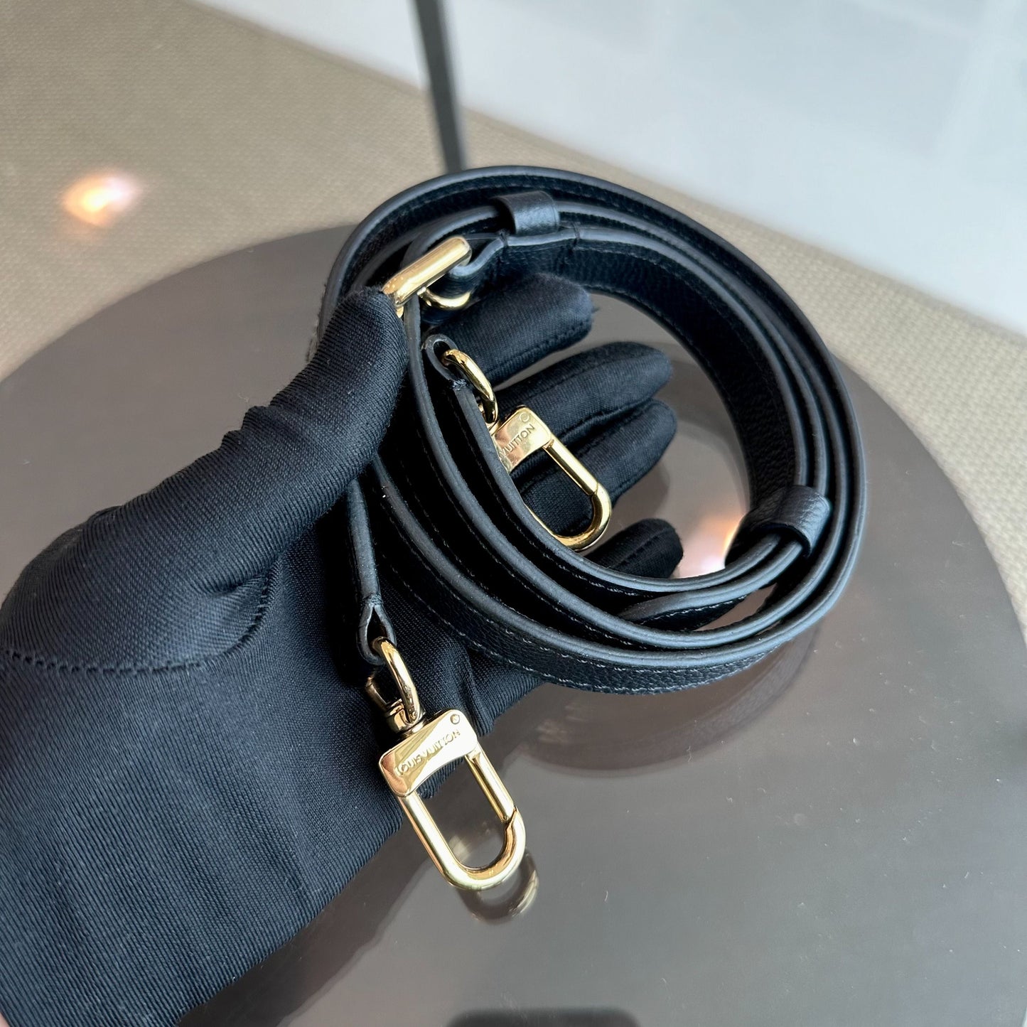Kovancy Pochette Metis Monogram Empreinte Cuir Noir Nior GHW
