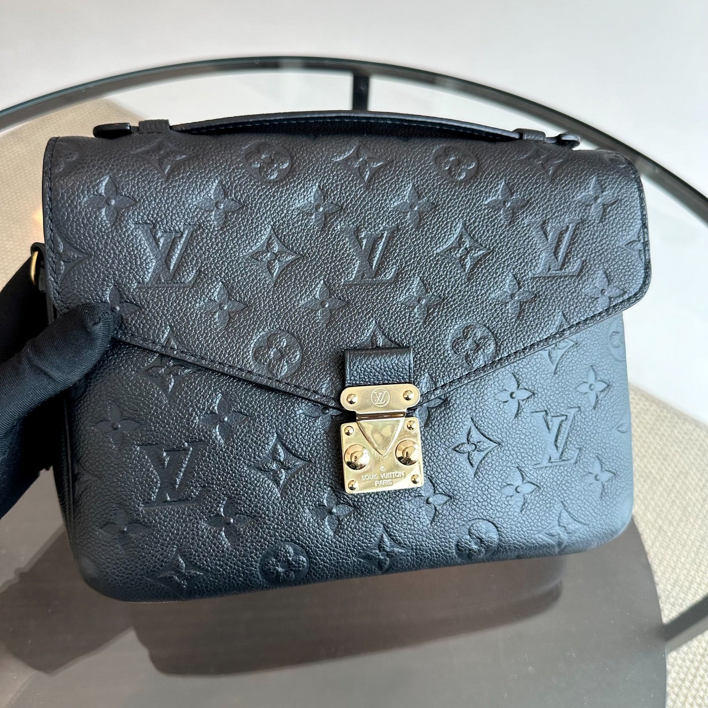 Kovancy Pochette Metis Monogram Empreinte Cuir Noir Nior GHW