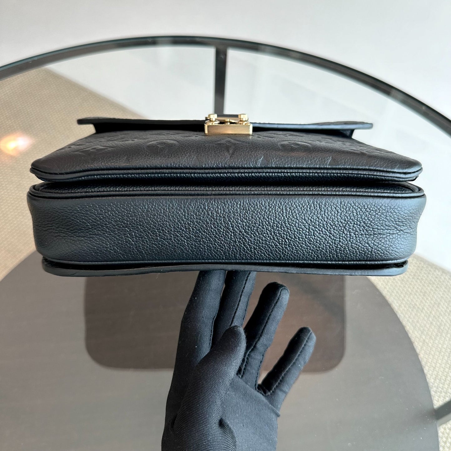 Kovancy Pochette Metis Monogram Empreinte Cuir Noir Nior GHW