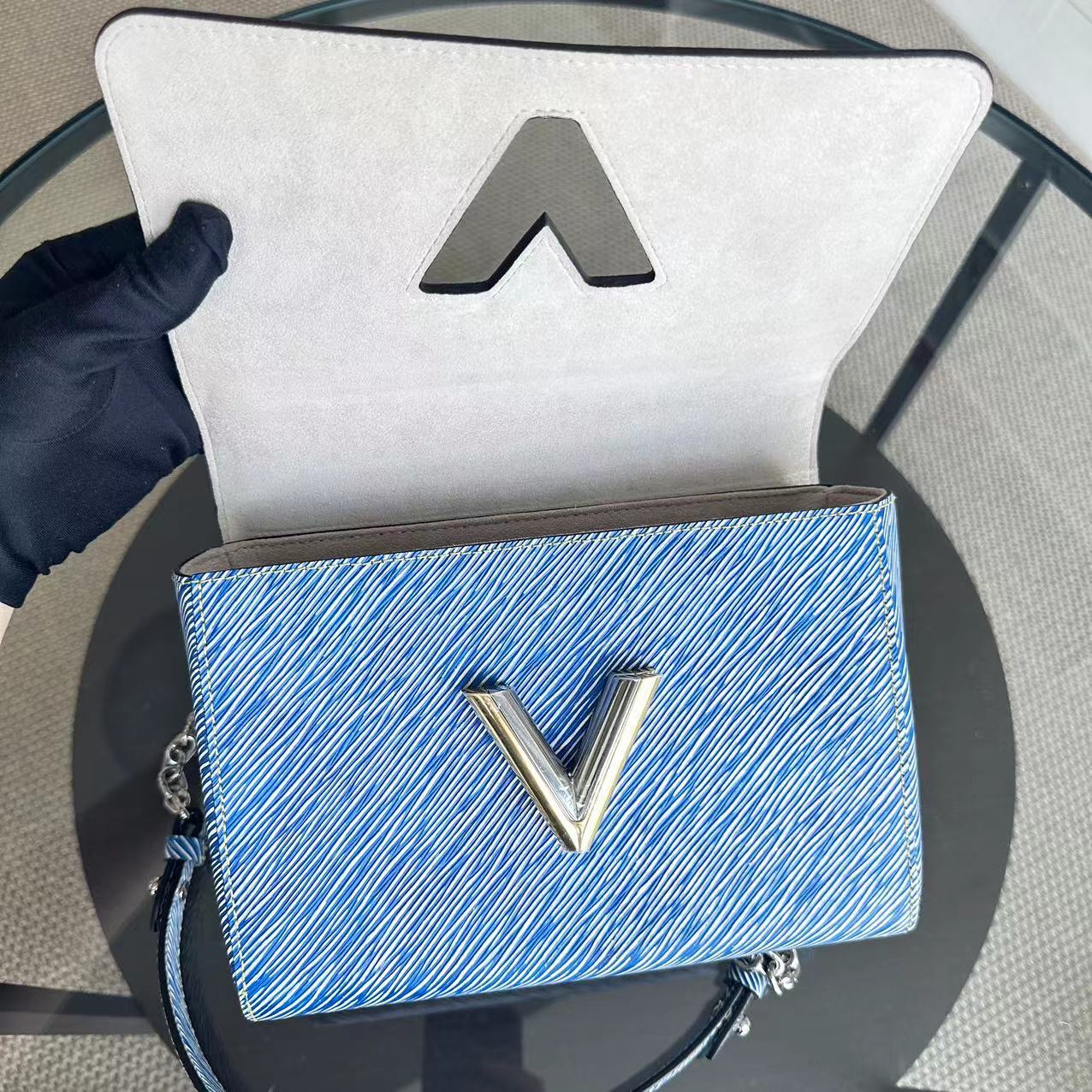 LVT Louis Vuitton Twist MM Light Blue Denim EPI Leather Bicolor Metal