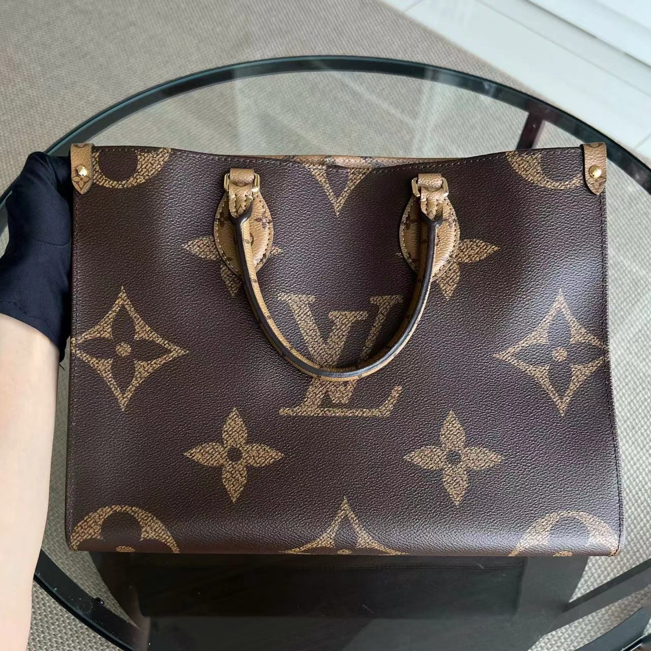 LVT OnTheGo - Monogram Canvas MM