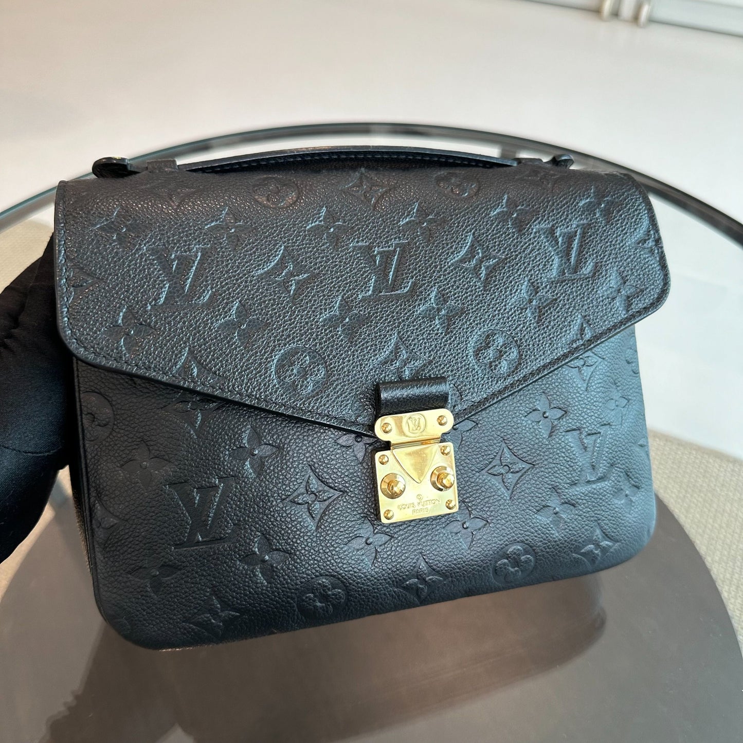 Kovancy Pochette Metis MM Nior Monogram Empreinte Cuir Noir