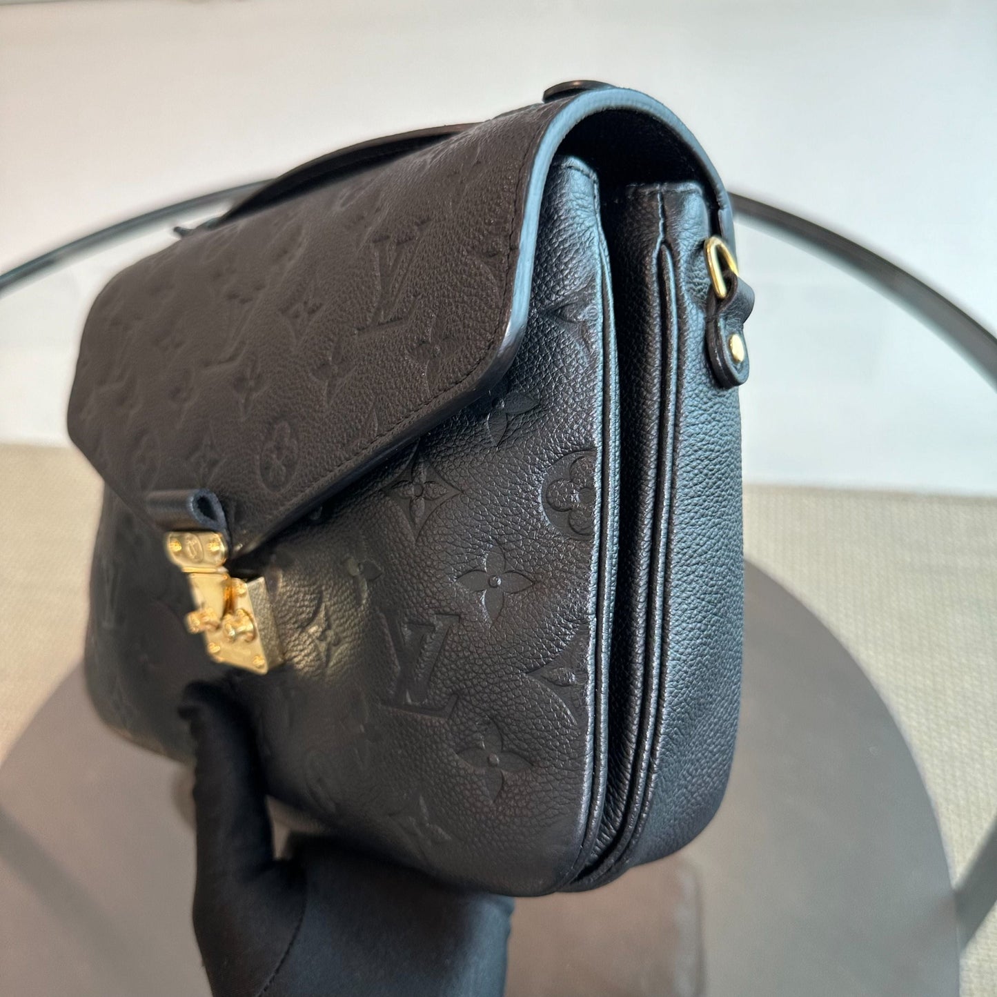 Kovancy Pochette Metis MM Nior Monogram Empreinte Cuir Noir