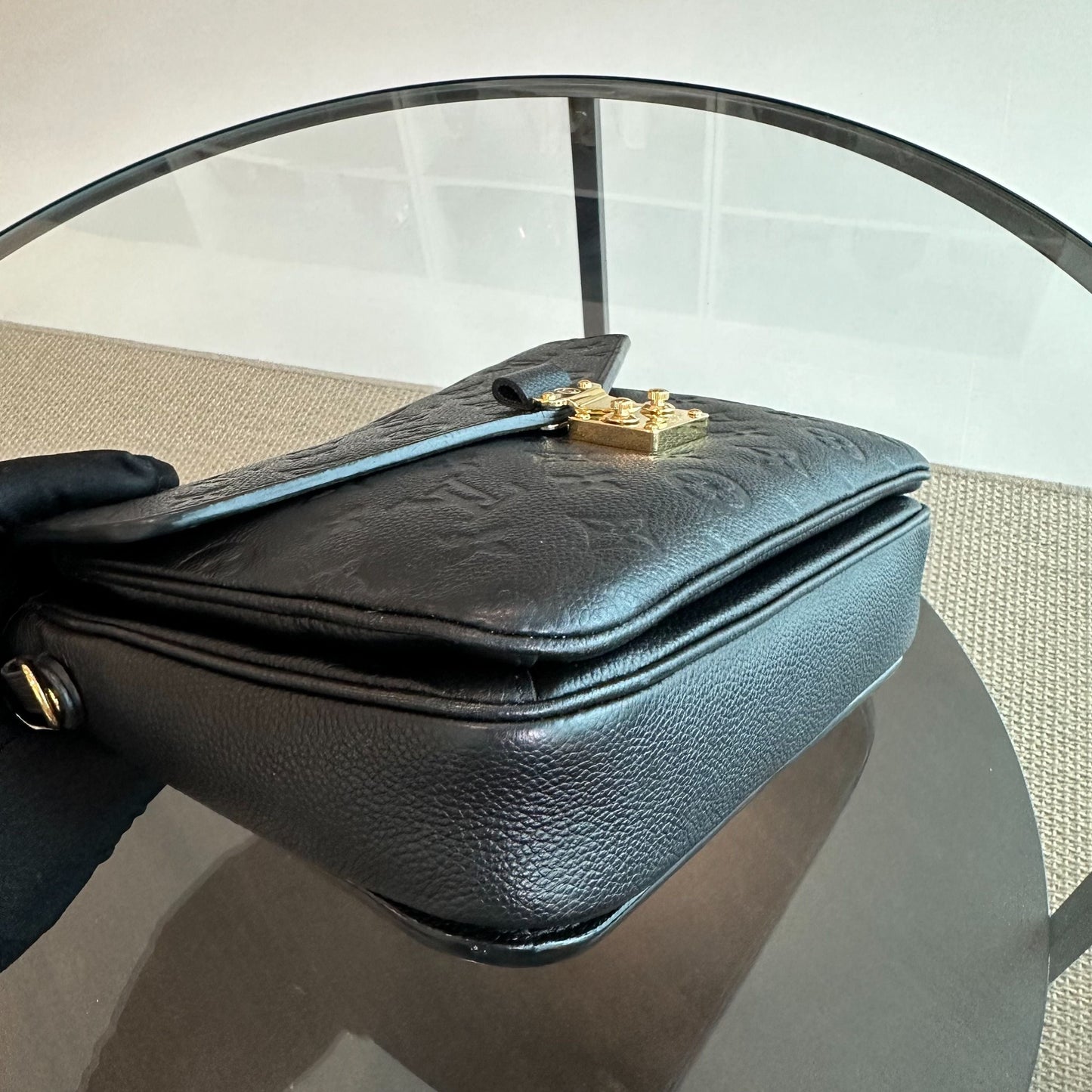 Kovancy Pochette Metis MM Nior Monogram Empreinte Cuir Noir