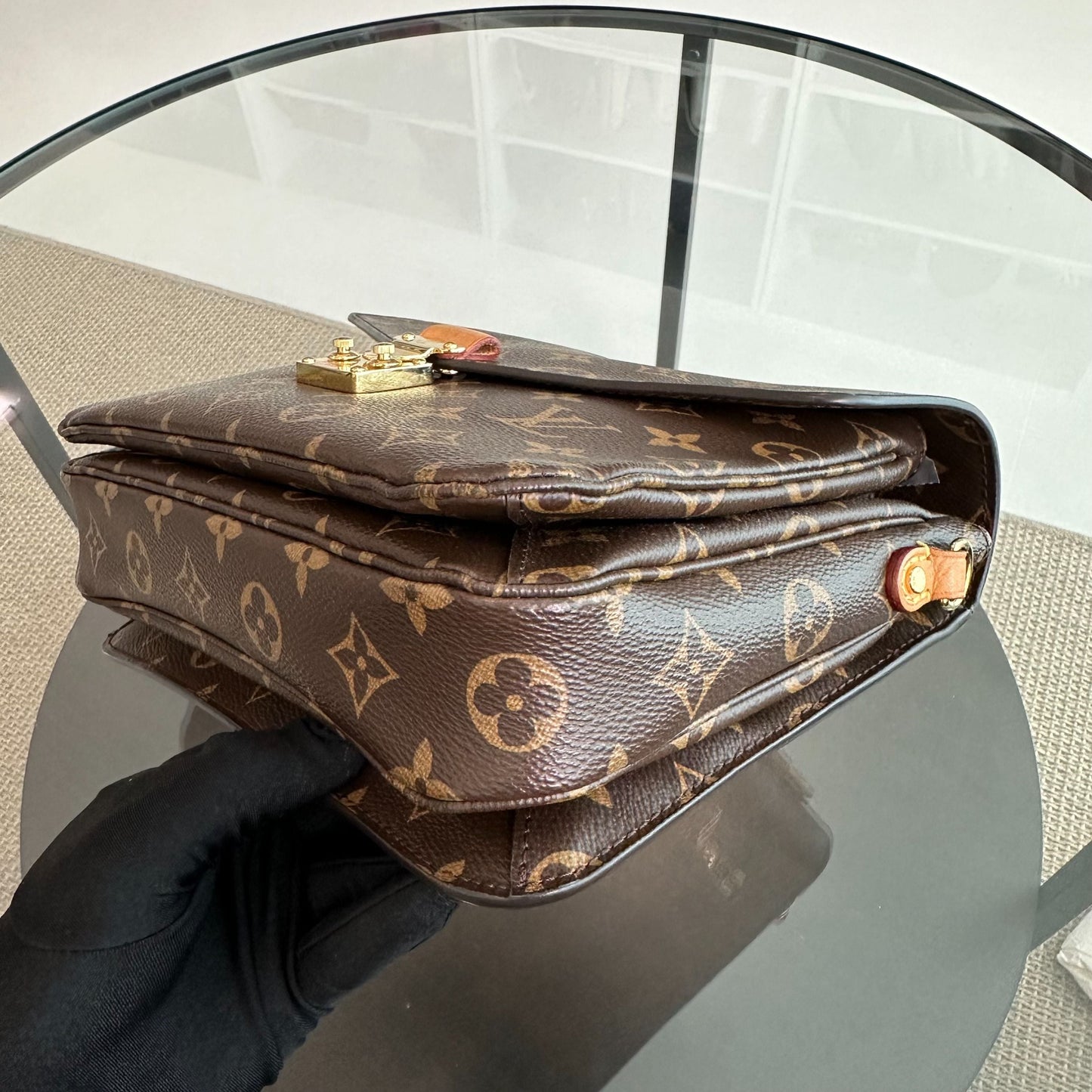 Kovancy Pochette Metis Monogram Cross Body