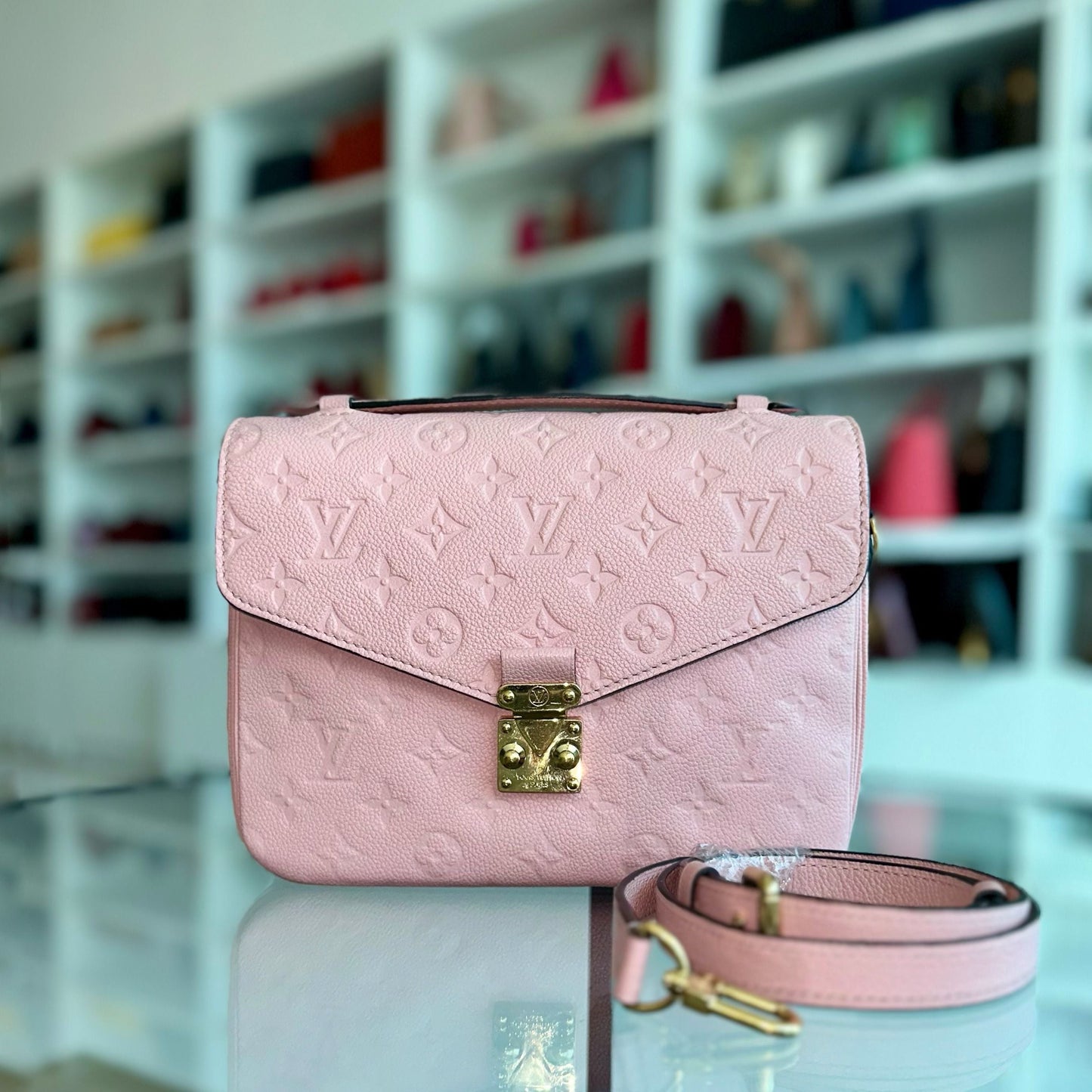 Kovancy Pochette Metis Sakura Cuir de veau rose GHW