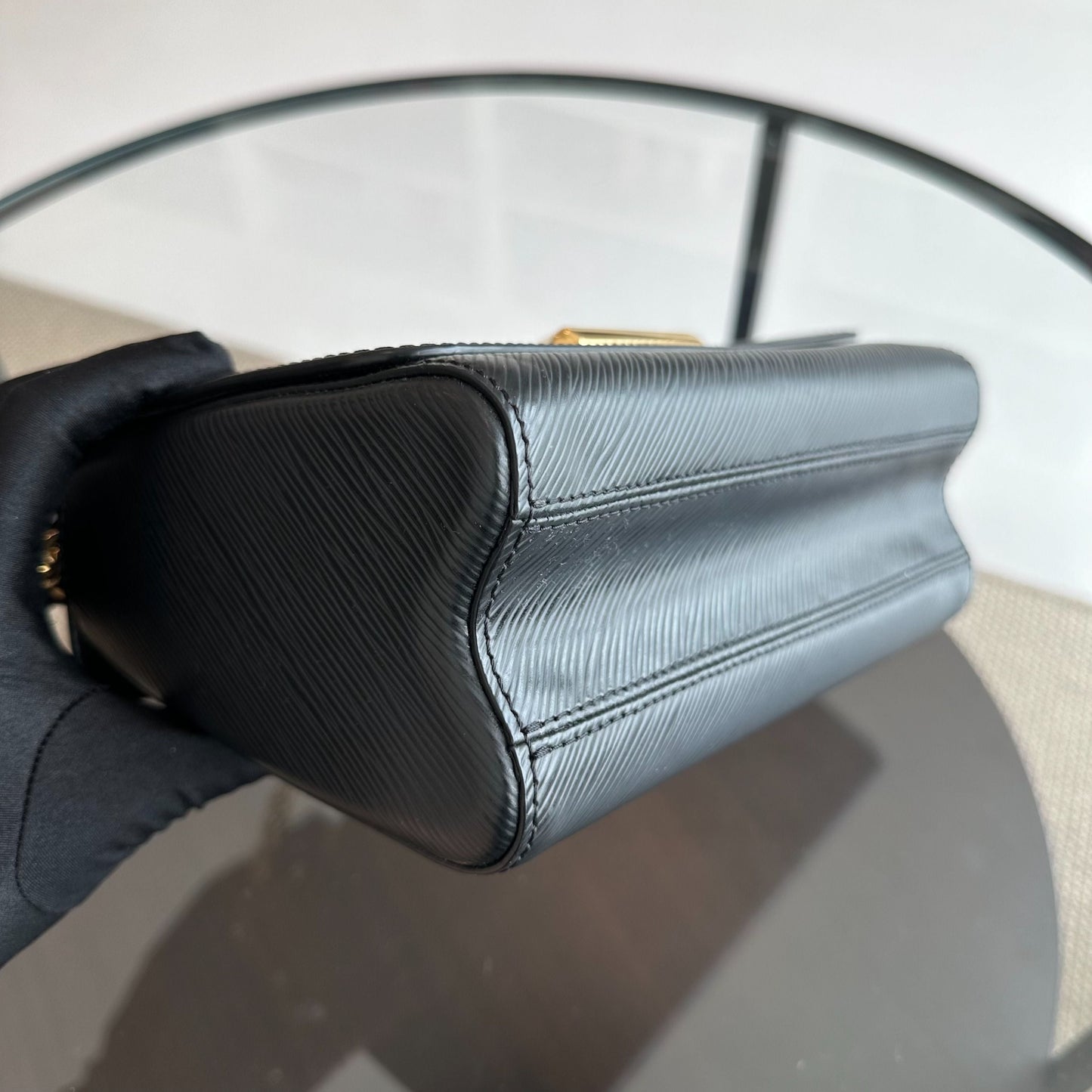 Kovancy Twist MM EPI Cuir Noir GHW