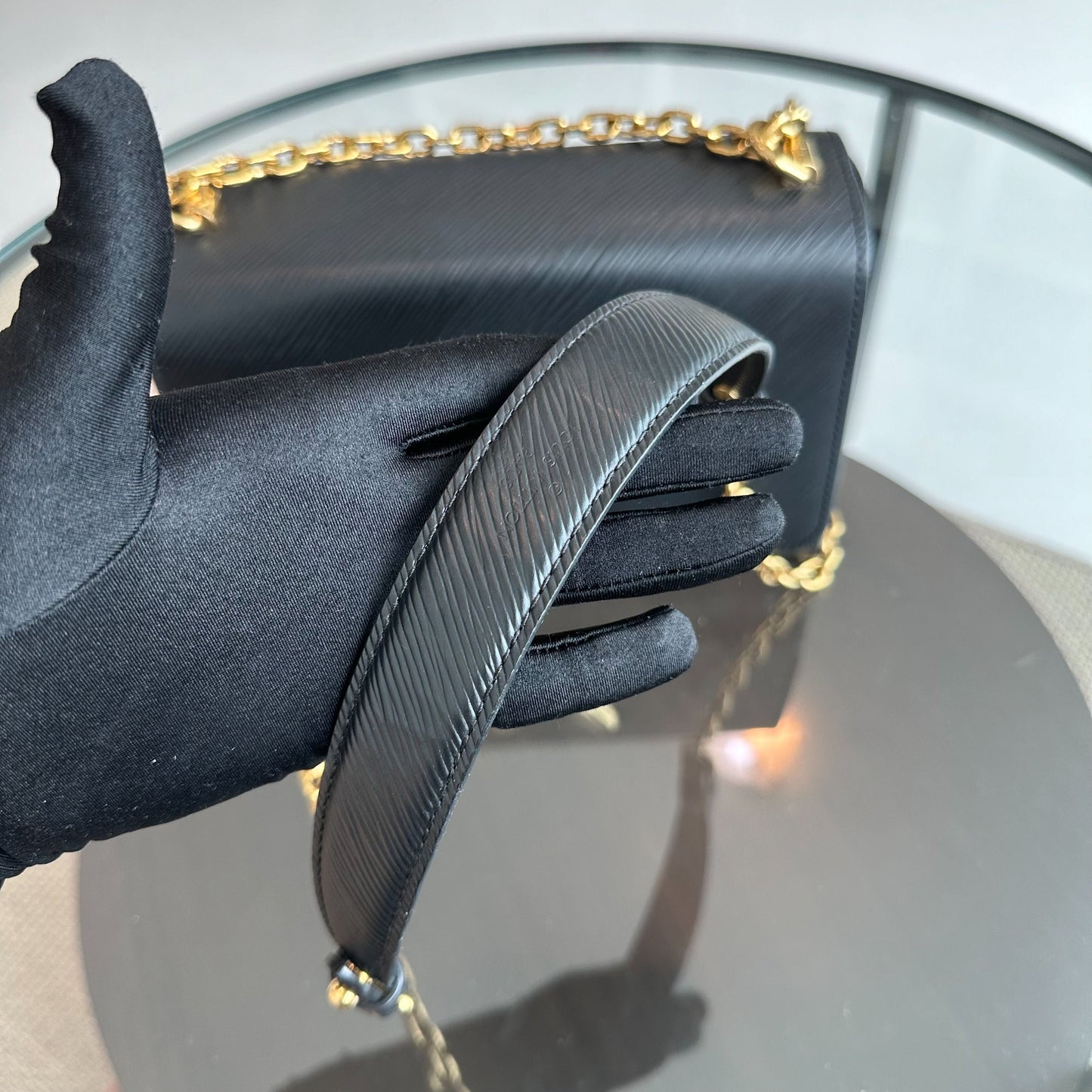 Kovancy Twist MM EPI Cuir Noir GHW