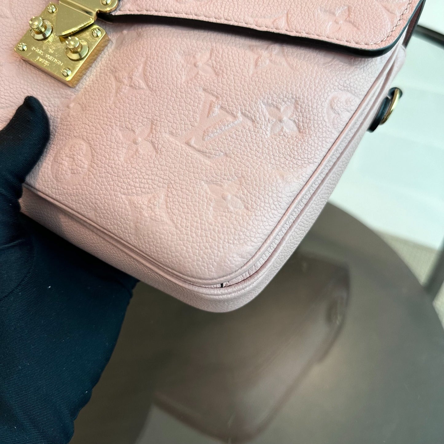 Kovancy Pochette Metis Monogram Blush Empreinte Rose GHW