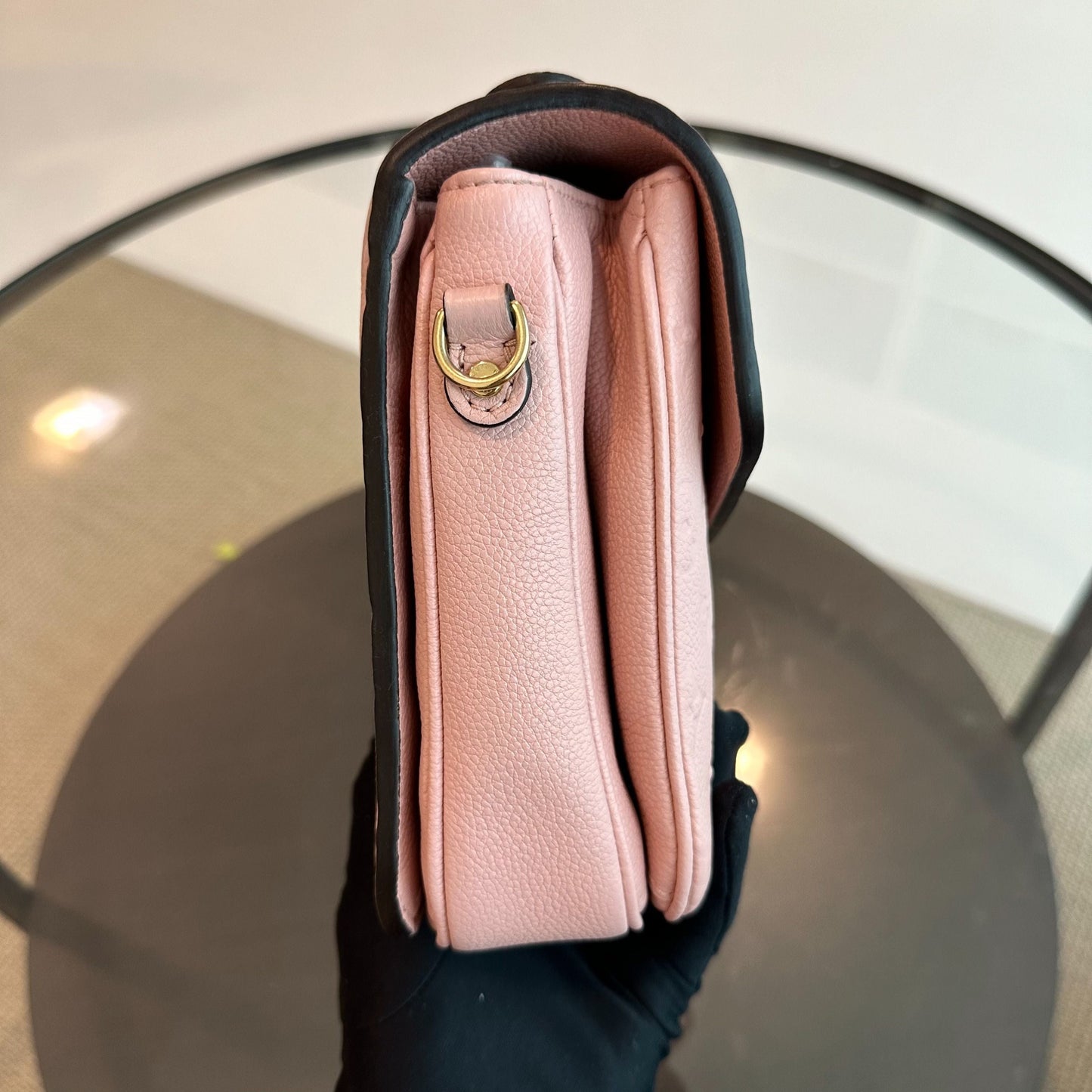 Kovancy Pochette Metis Monogram Blush Empreinte Rose GHW