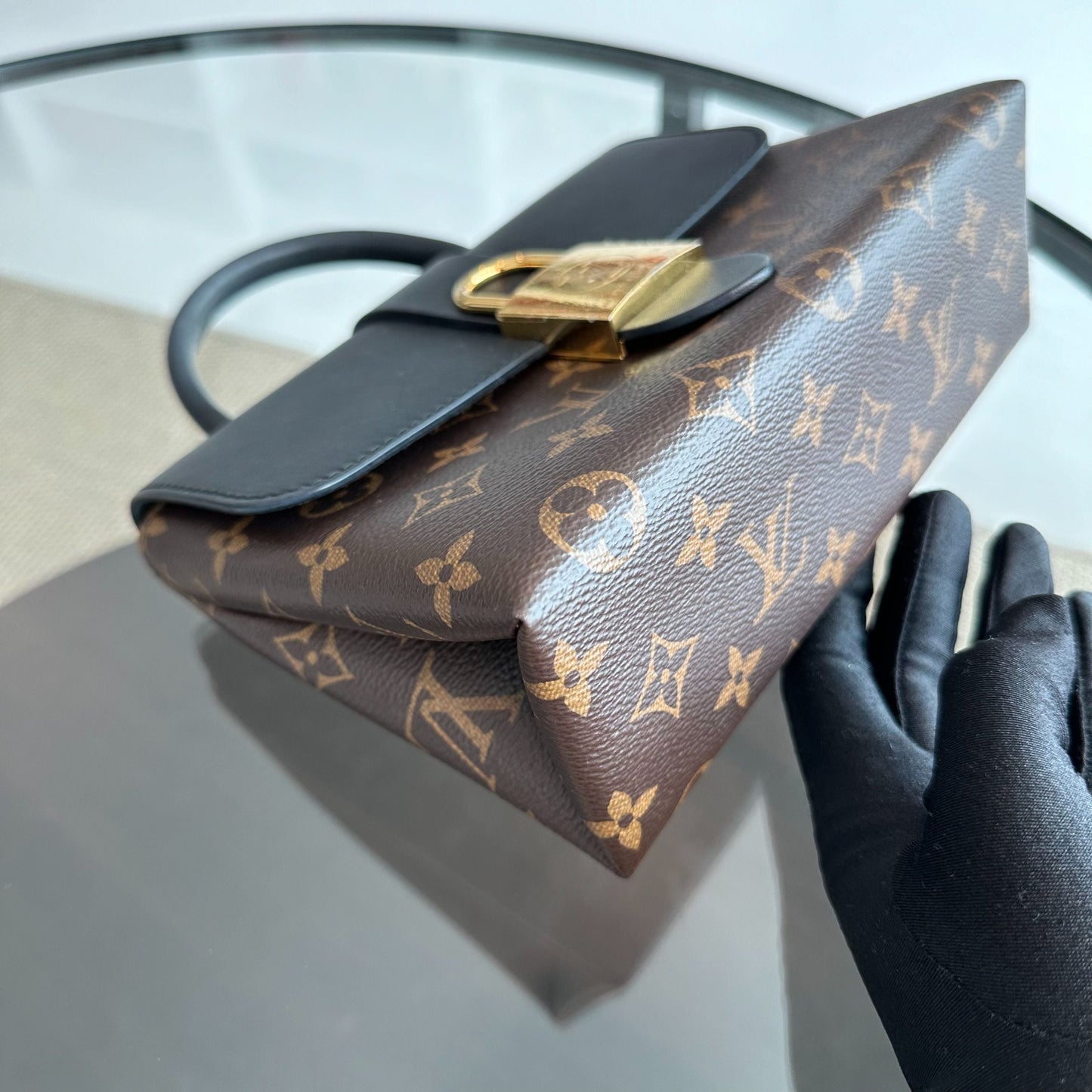 Kovancy Sac bandoulière Locky BB Monogram Noir