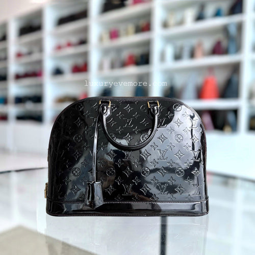 Kovancy Alma MM Vernis Cuir Verni Noir GHW
