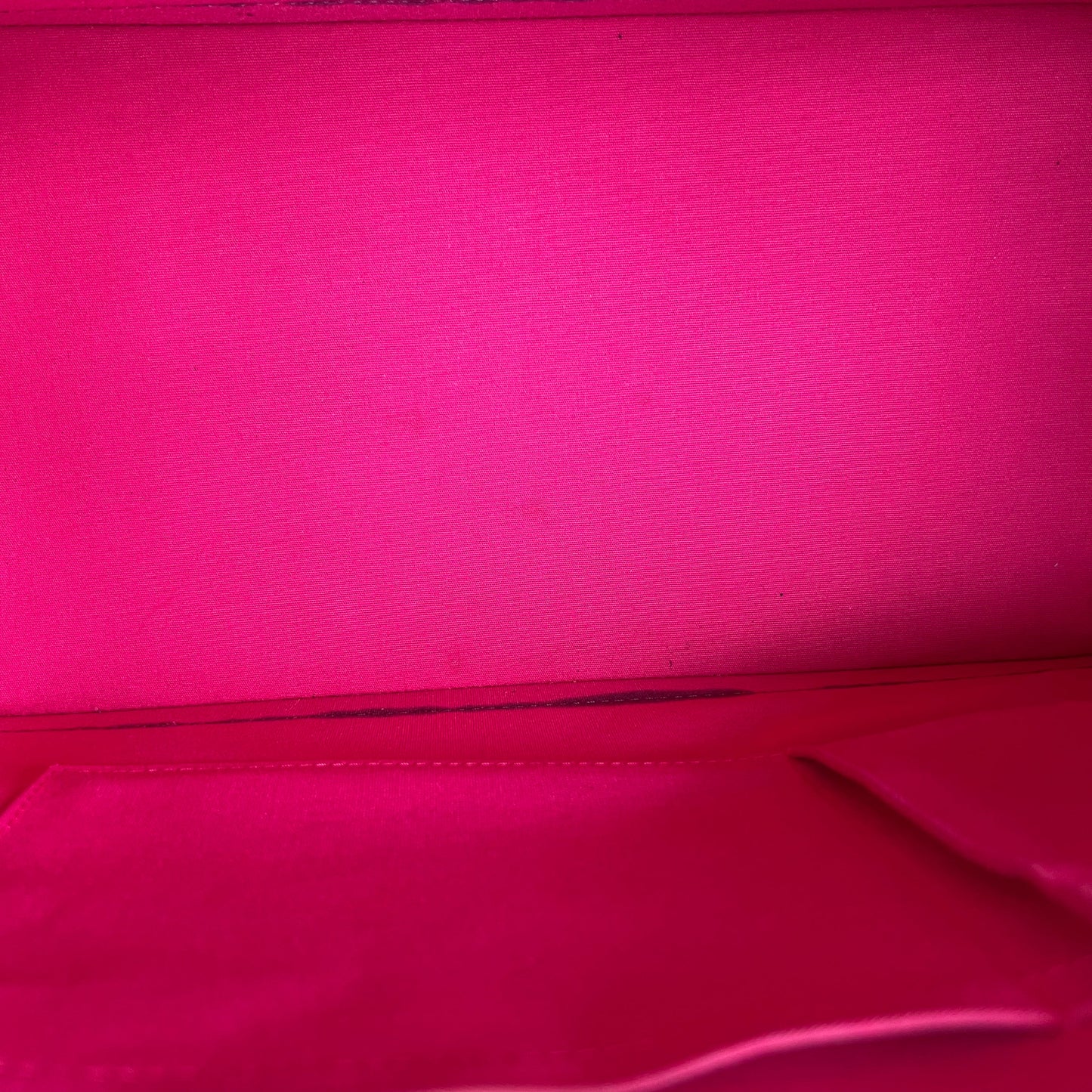 Kovancy Alma MM Vernis Cuir Verni Noir GHW