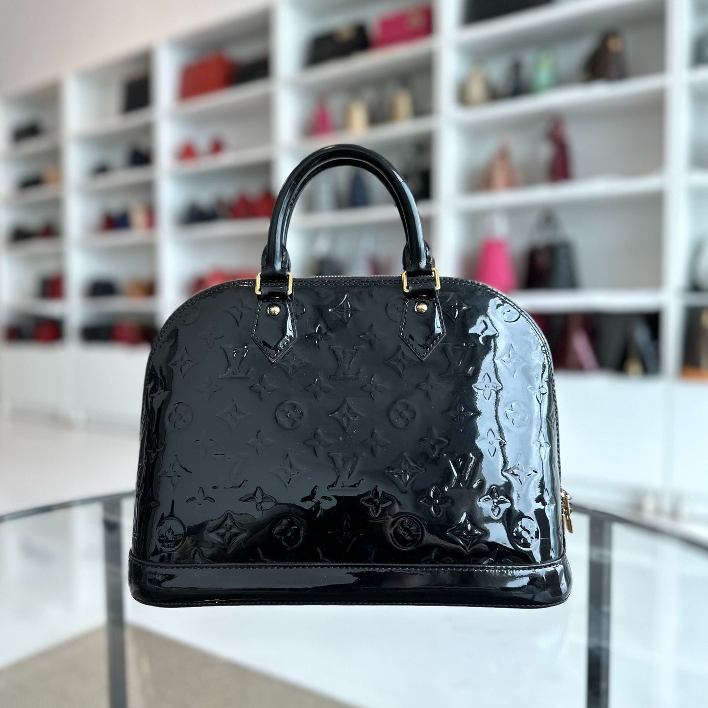 Kovancy Alma PM Vernis Cuir Verni Noir GHW