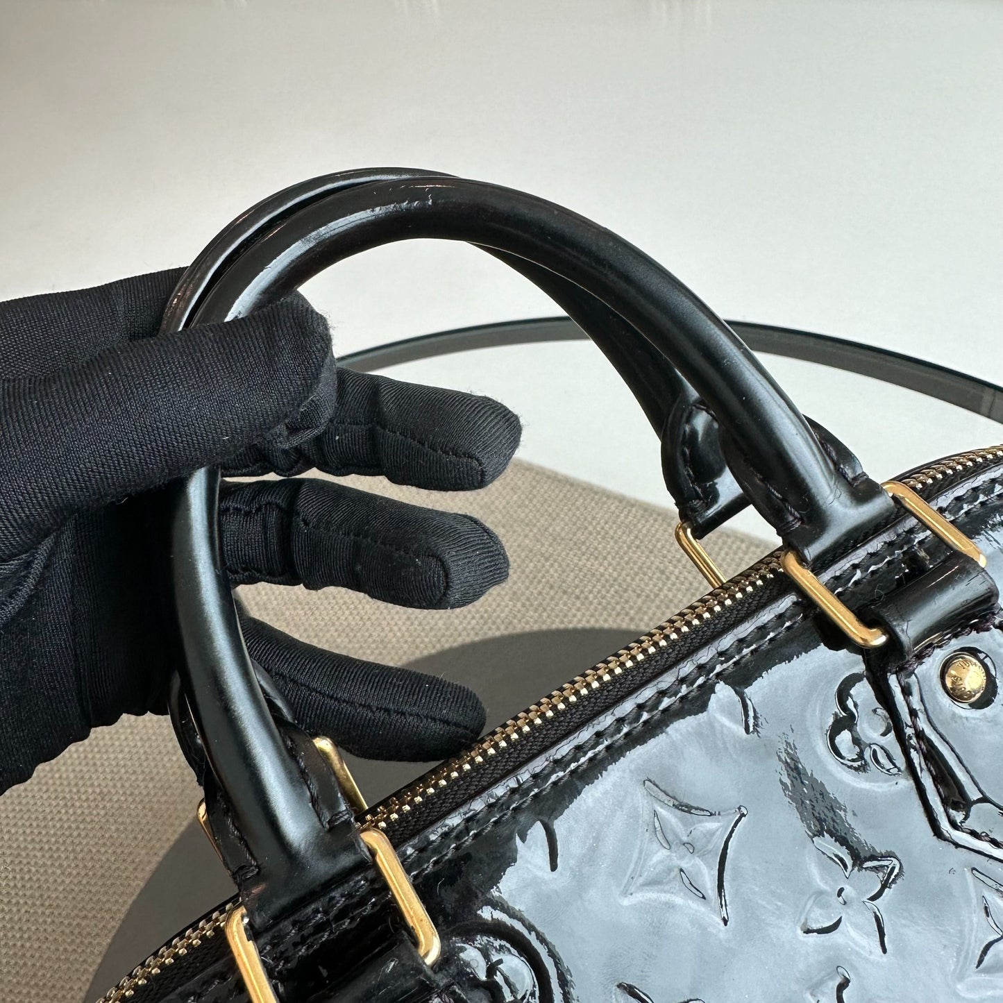 Kovancy Alma PM Vernis Cuir Verni Noir GHW